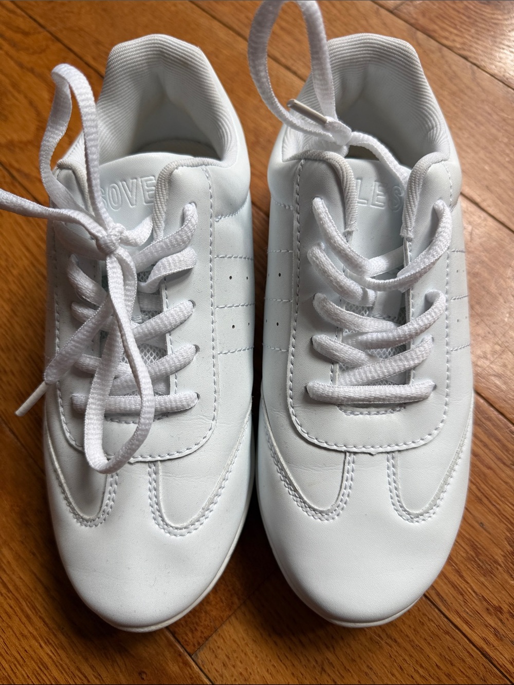 Kids Cheer White Lace-Up Sneakers
